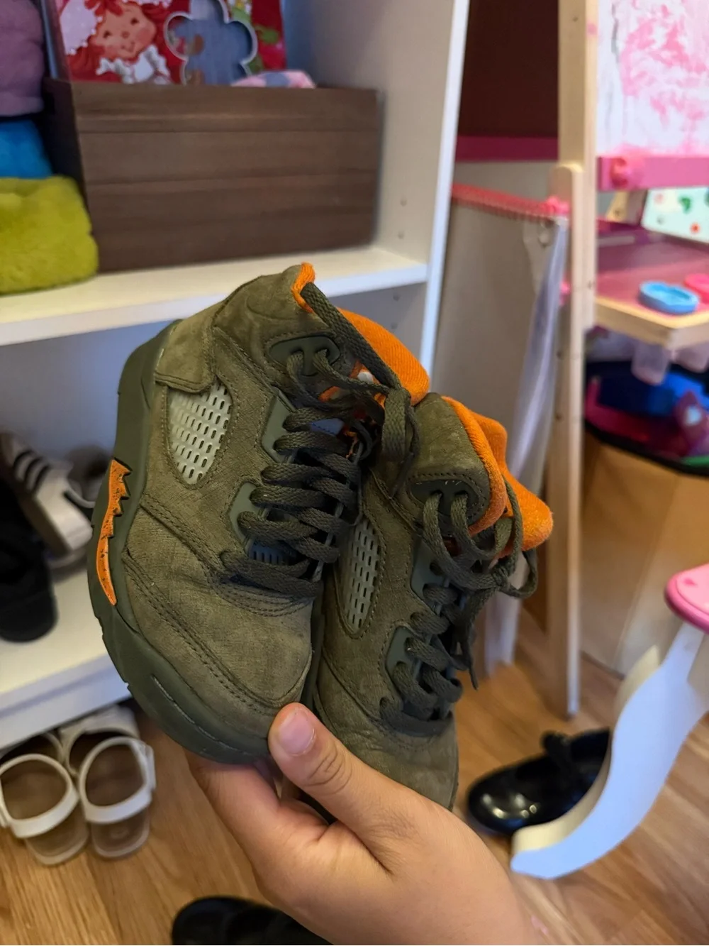 Jordan Kids High-Top Sneakers in Olive Green and Orange